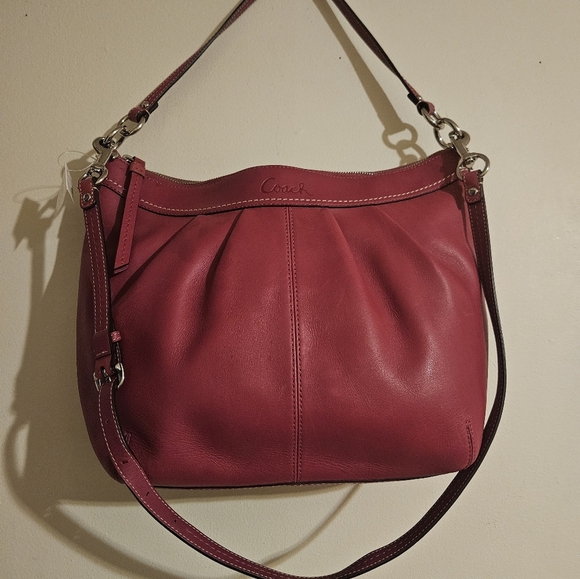Coach Red-Pink Pleated Leather Zipper Closure Hobo Crossbody Shoulder Bag Purse - Picture 1 of 11